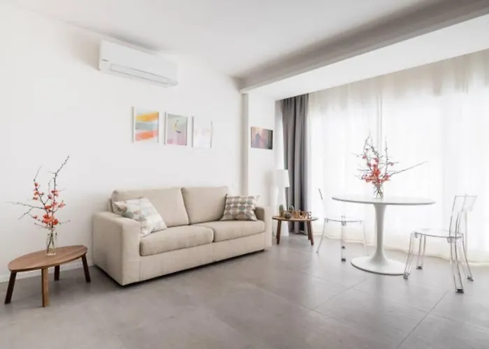 Ur Nest San Gervasio 아파트 *